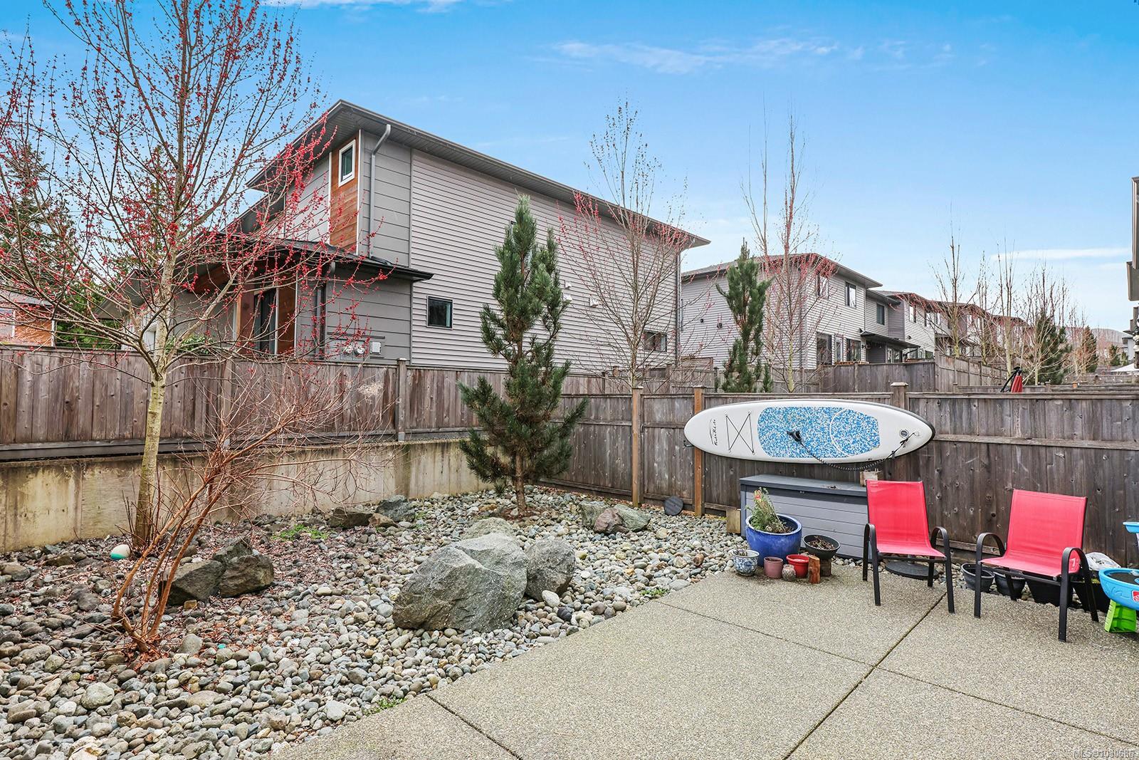 2607 Kendal Ave # 109