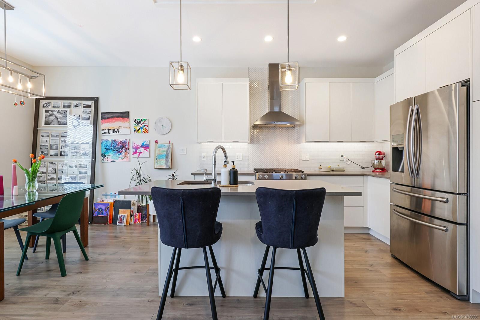 2607 Kendal Ave # 109