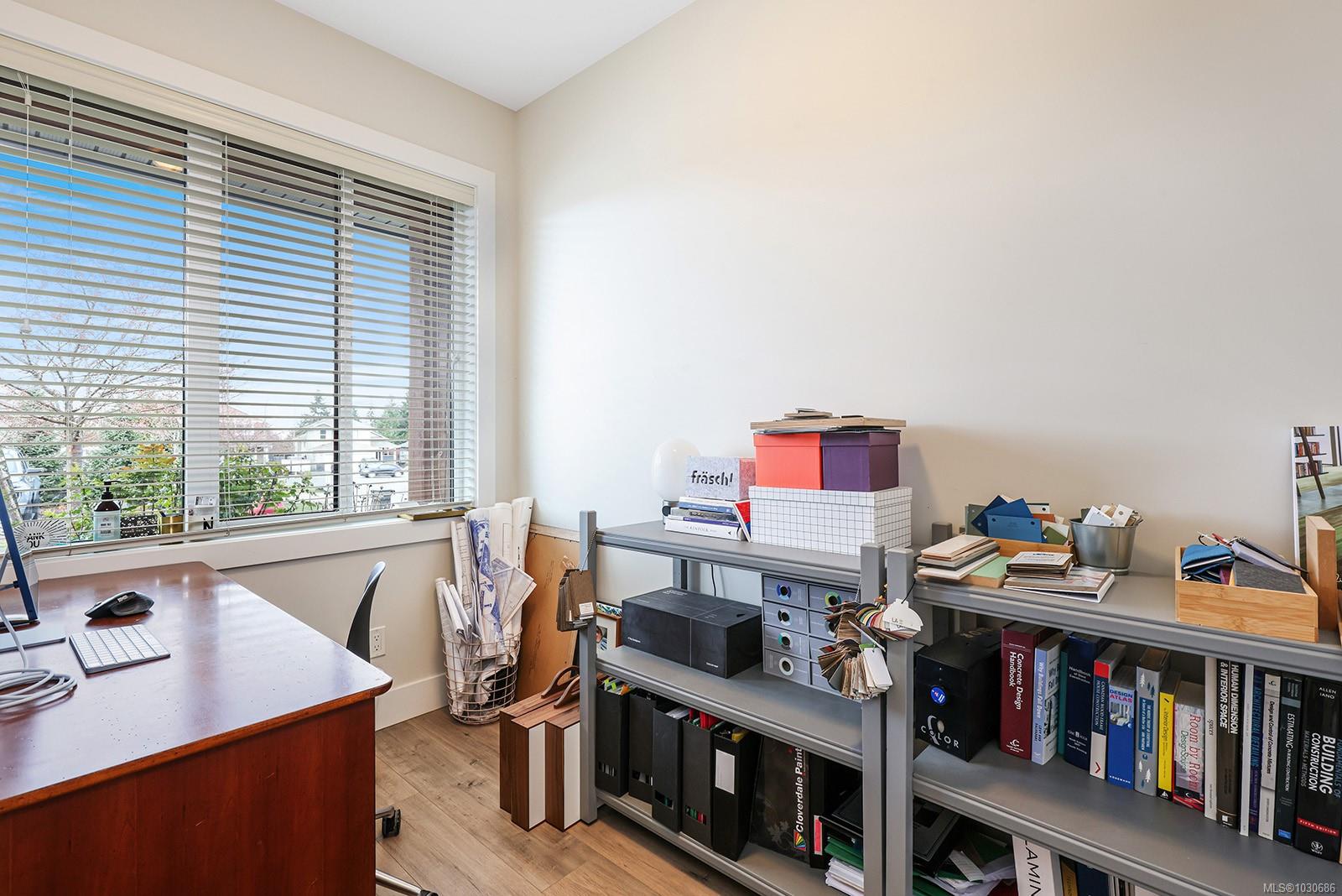 2607 Kendal Ave # 109