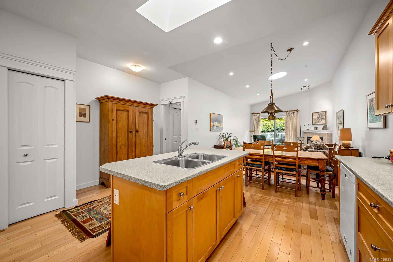 2001 Blue Jay Pl # 50