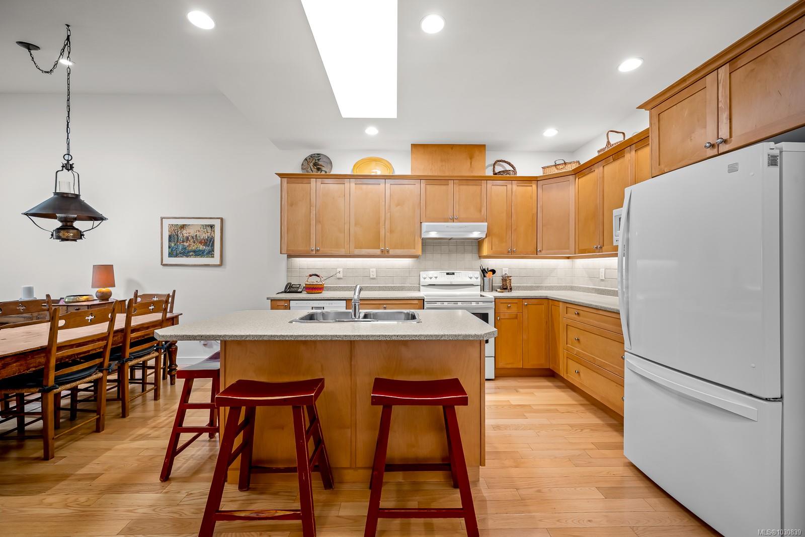 2001 Blue Jay Pl # 50