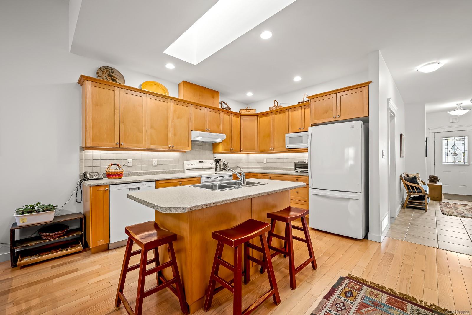 2001 Blue Jay Pl # 50