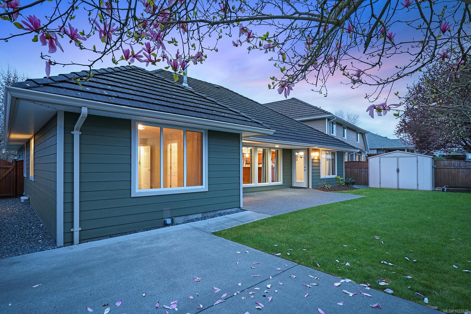 2400 Idiens Way