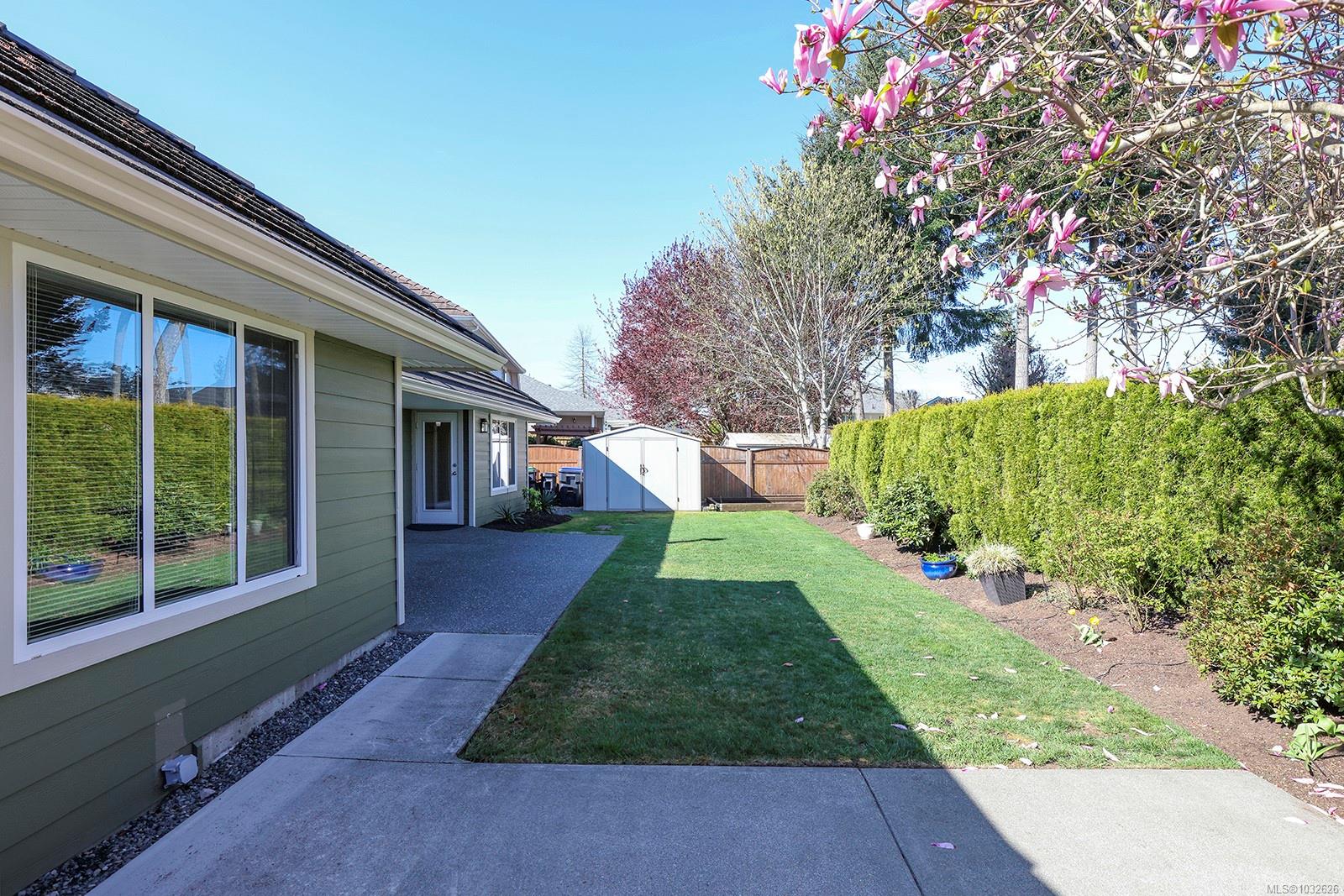 2400 Idiens Way