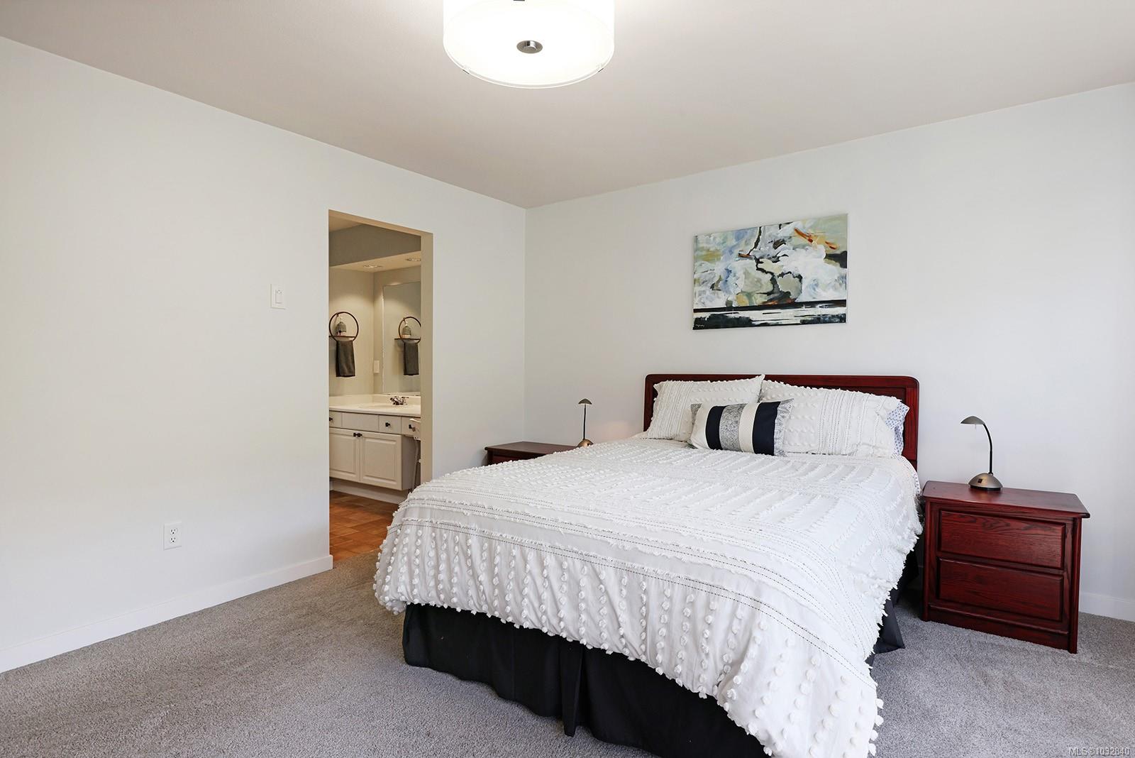 1501 Balmoral Ave # 11