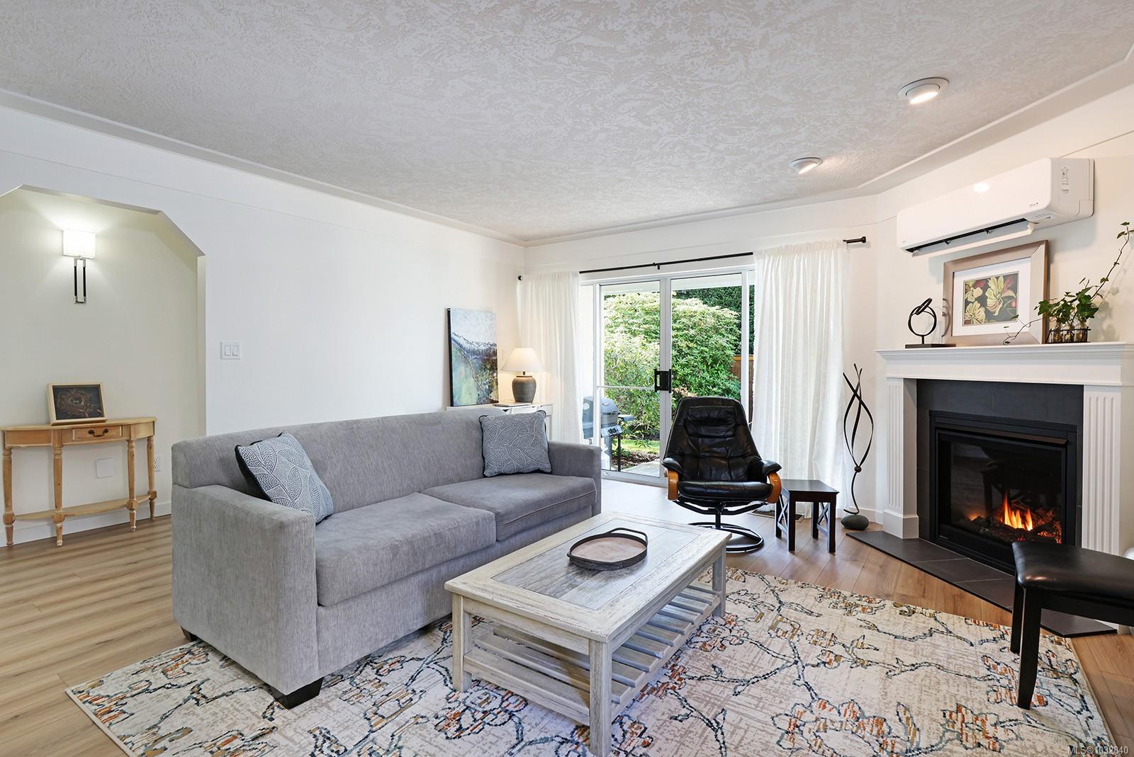 1501 Balmoral Ave # 11