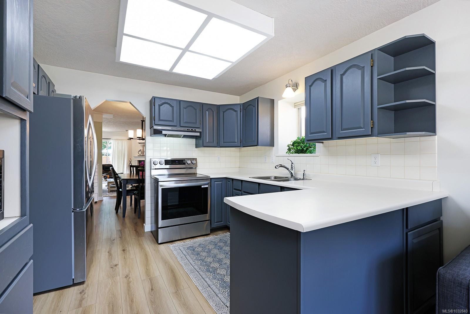 1501 Balmoral Ave # 11