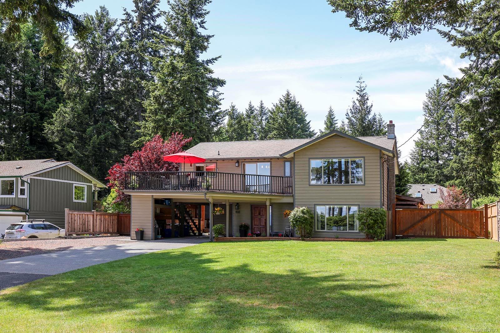 8045 Harmony Cres