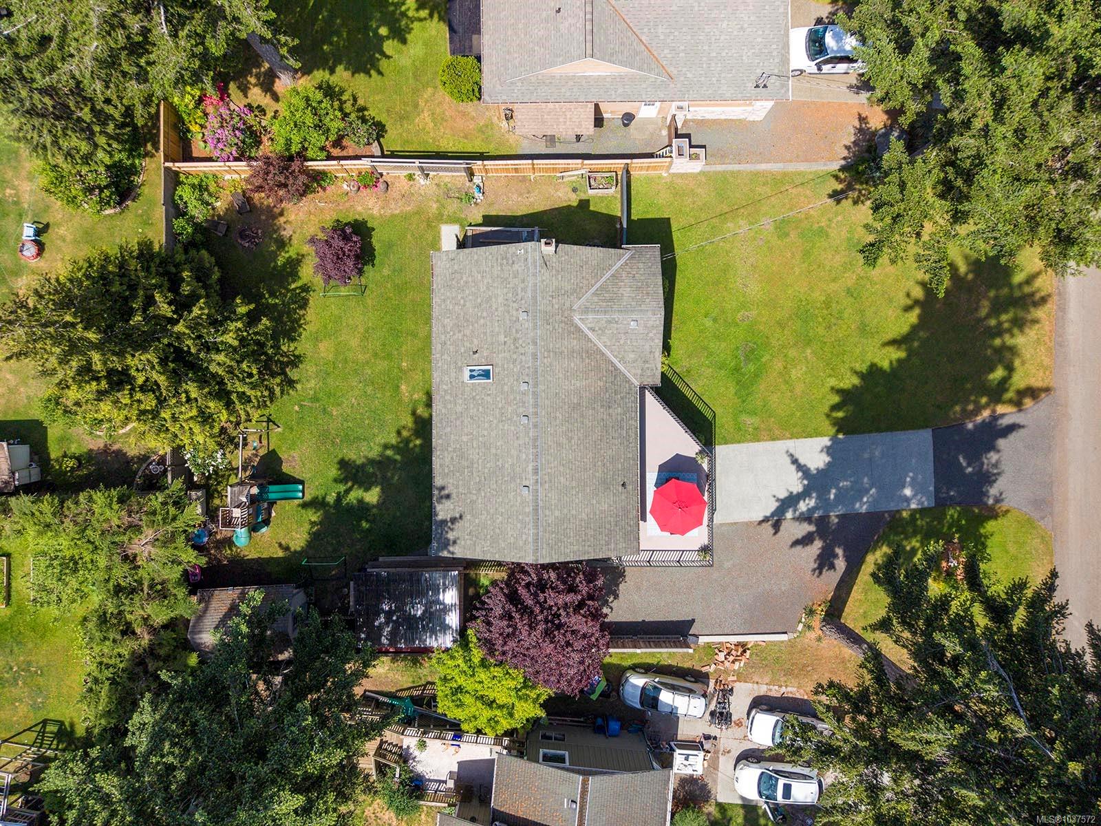 8045 Harmony Cres