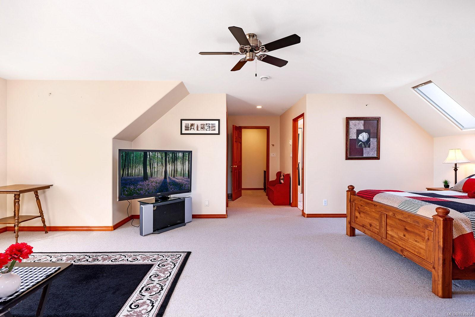 3331 Royal Vista Way