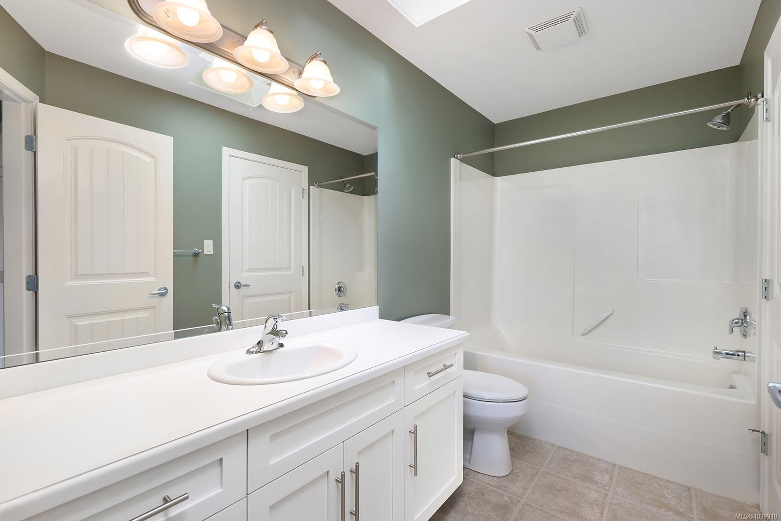 3399 Crown Isle Dr #382