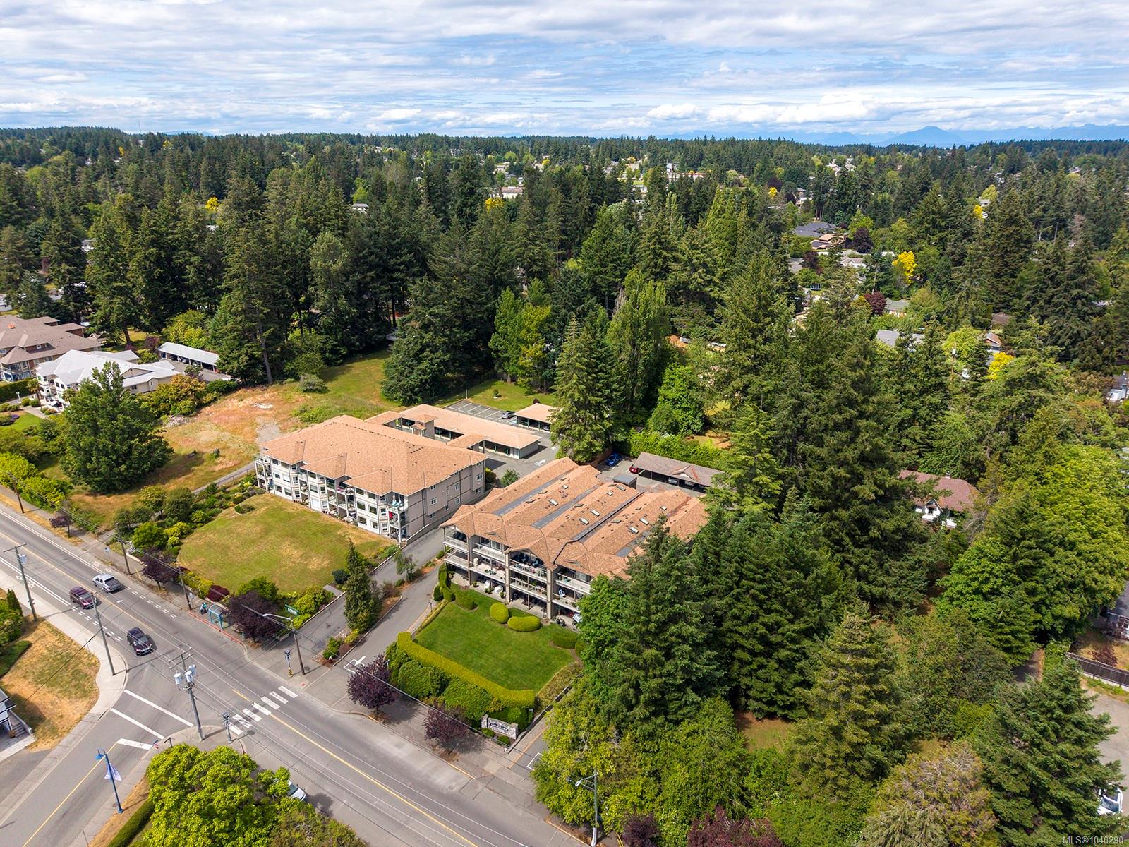 1860 Comox Ave Unit: #304