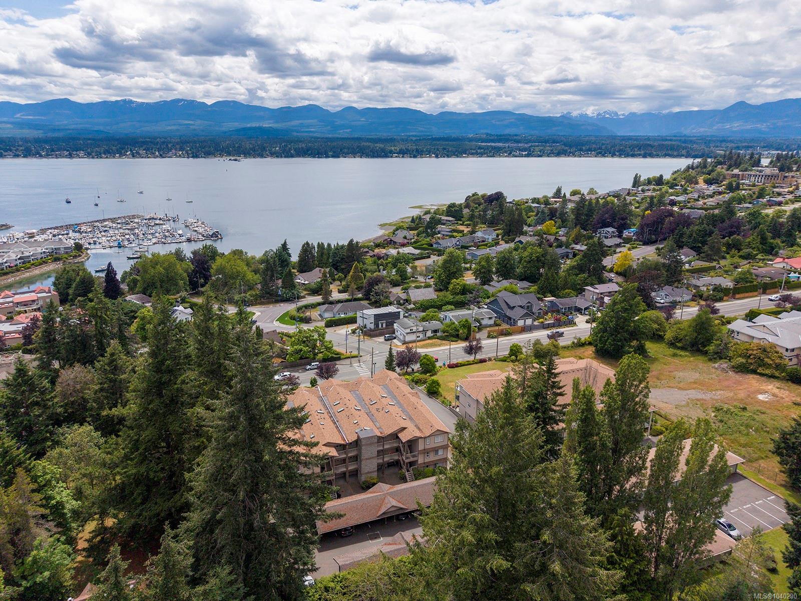 1860 Comox Ave Unit: #304