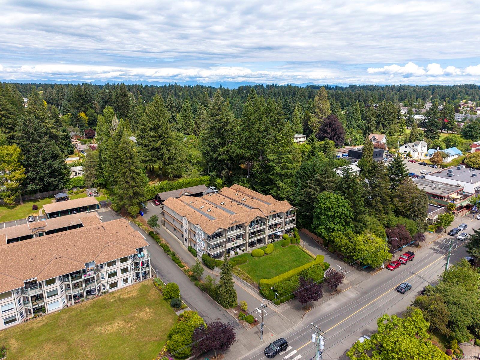 1860 Comox Ave Unit: #304
