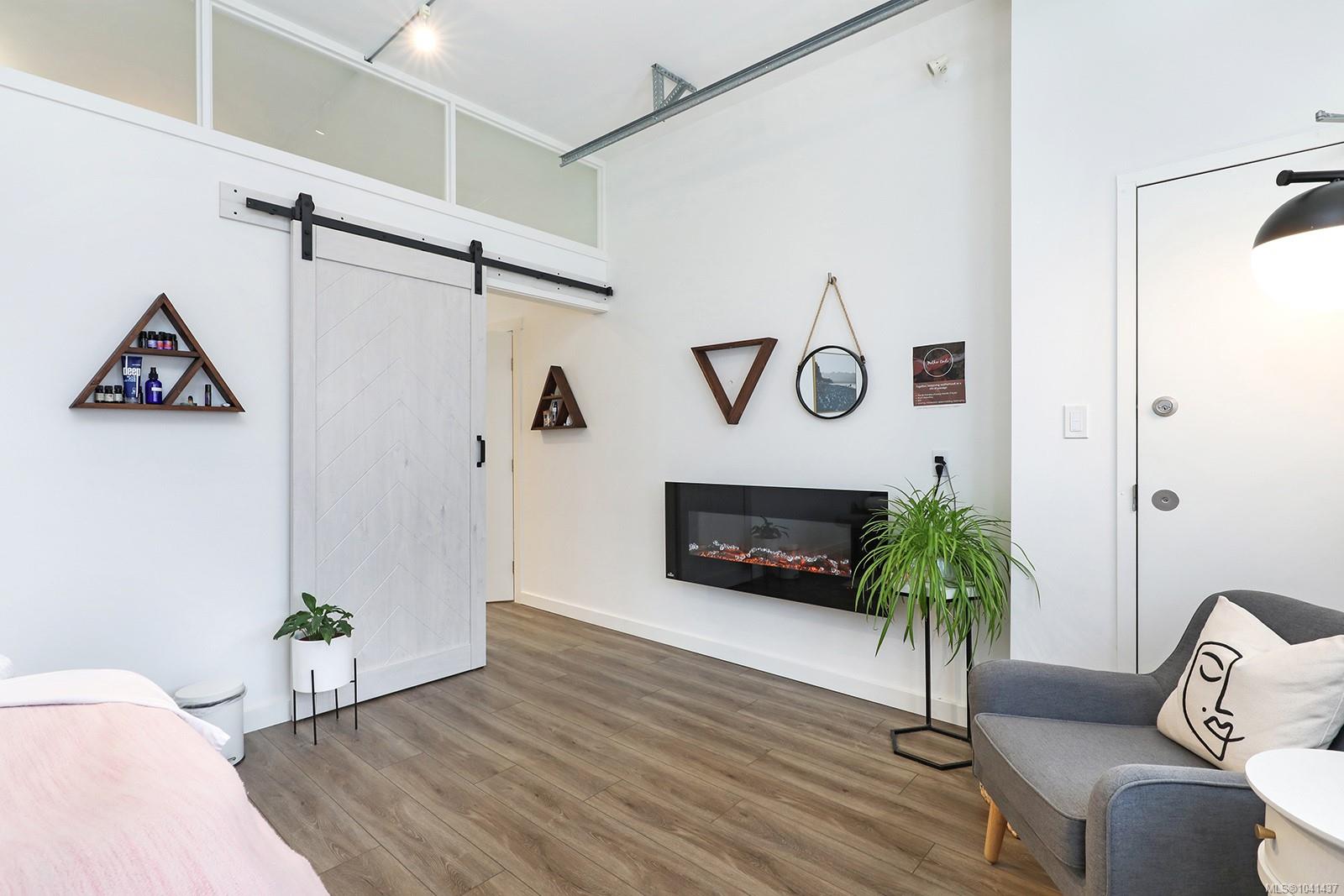 2449 Rosewall Cres #A/D & B/C