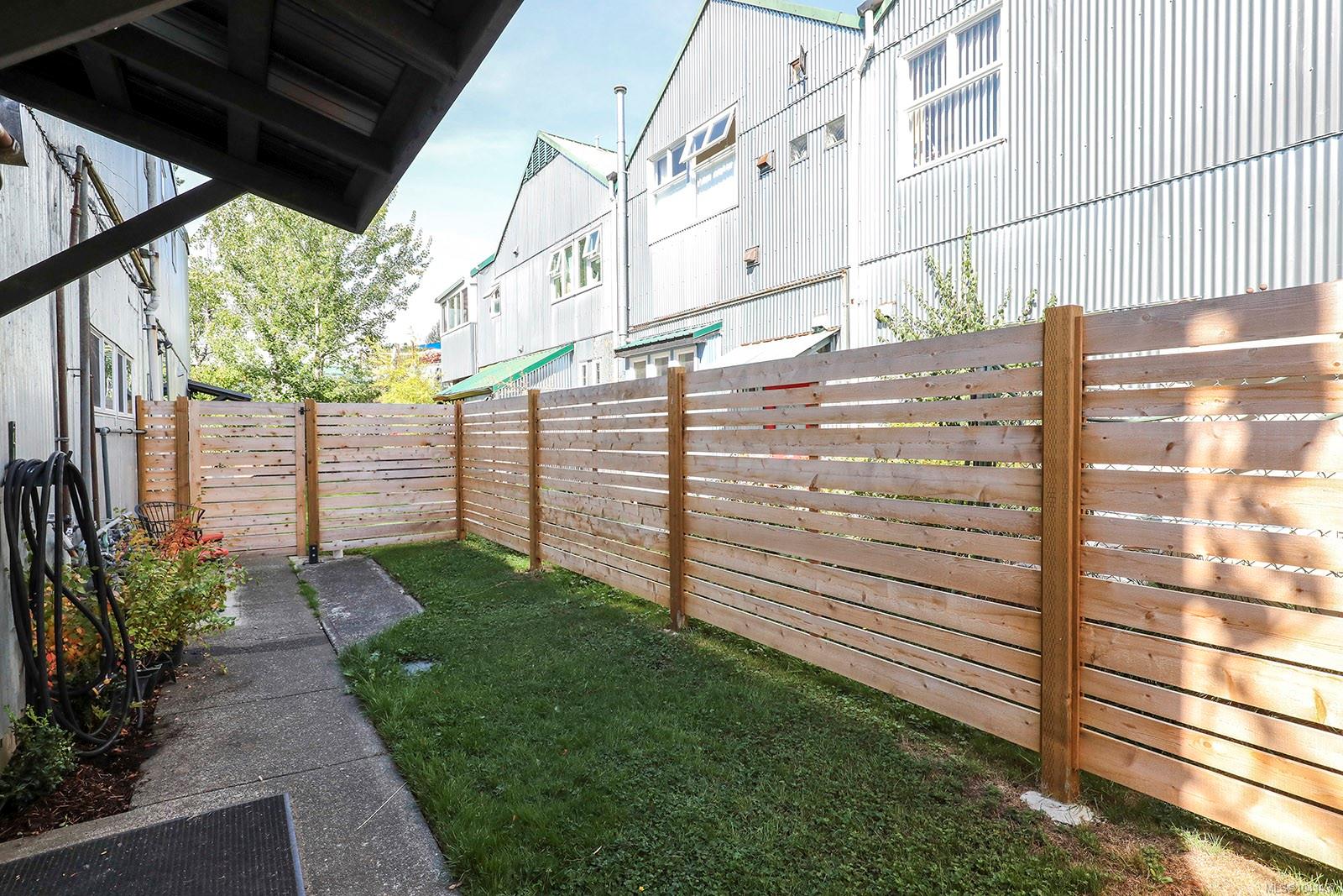 2449 Rosewall Cres #A/D & B/C