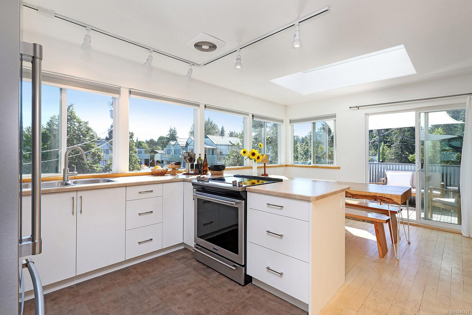 2449 Rosewall Cres #A/D & B/C