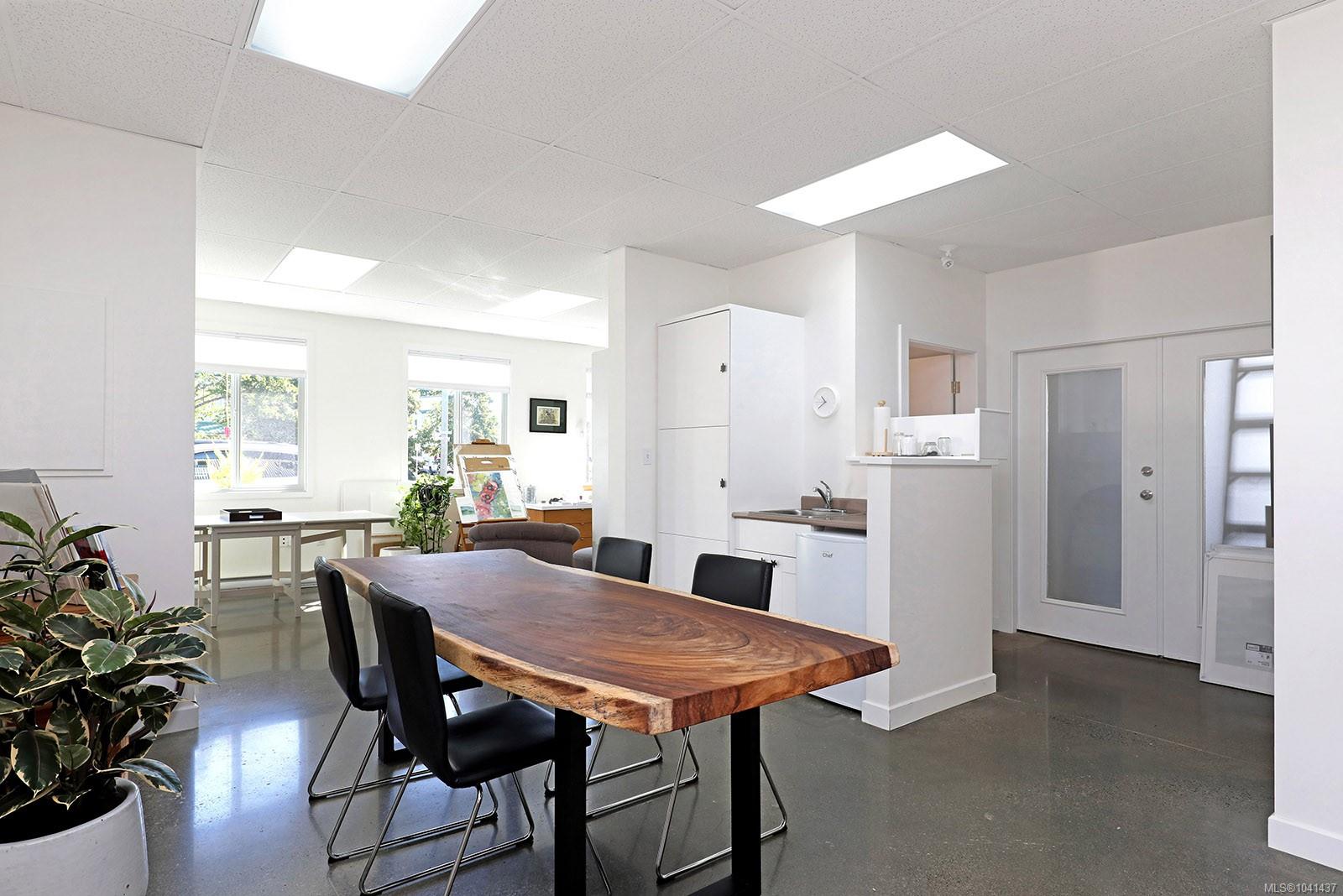 2449 Rosewall Cres #A/D & B/C