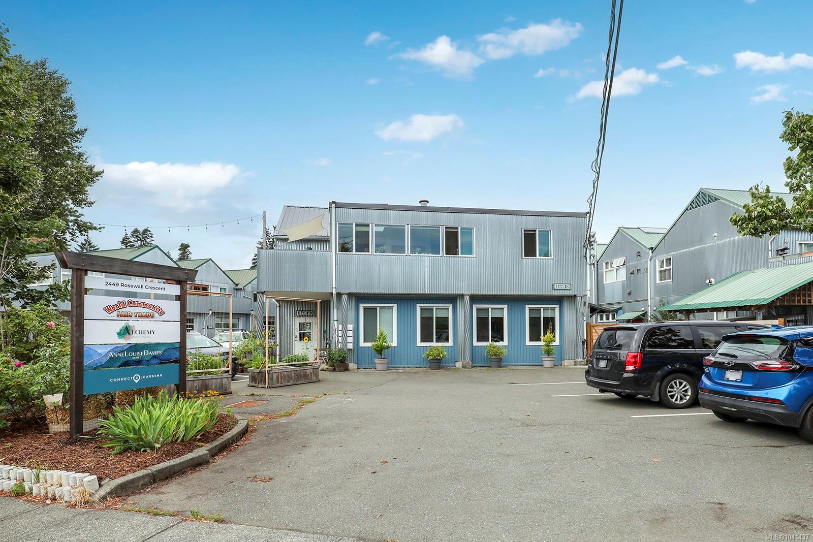 2449 Rosewall Cres #A/D & B/C