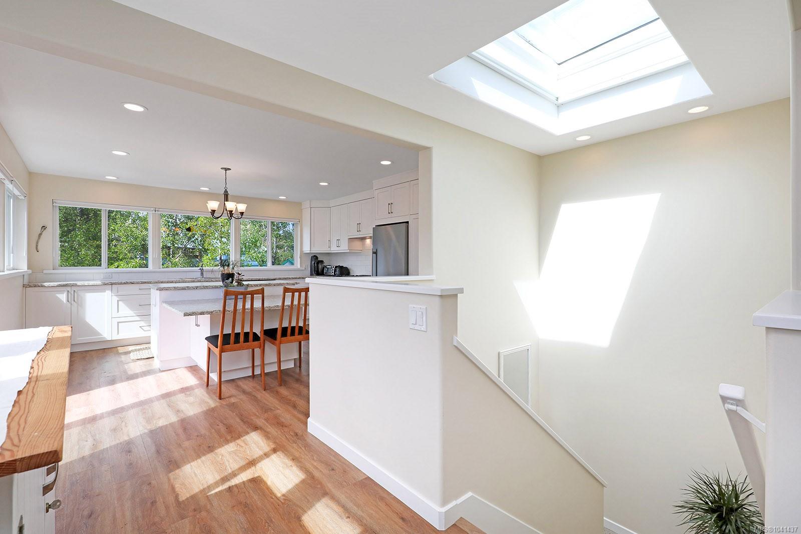 2449 Rosewall Cres #A/D & B/C