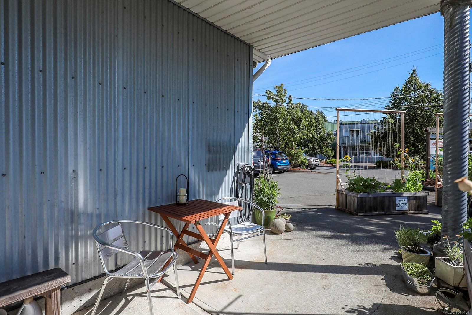 2449 Rosewall Cres #A/D & B/C