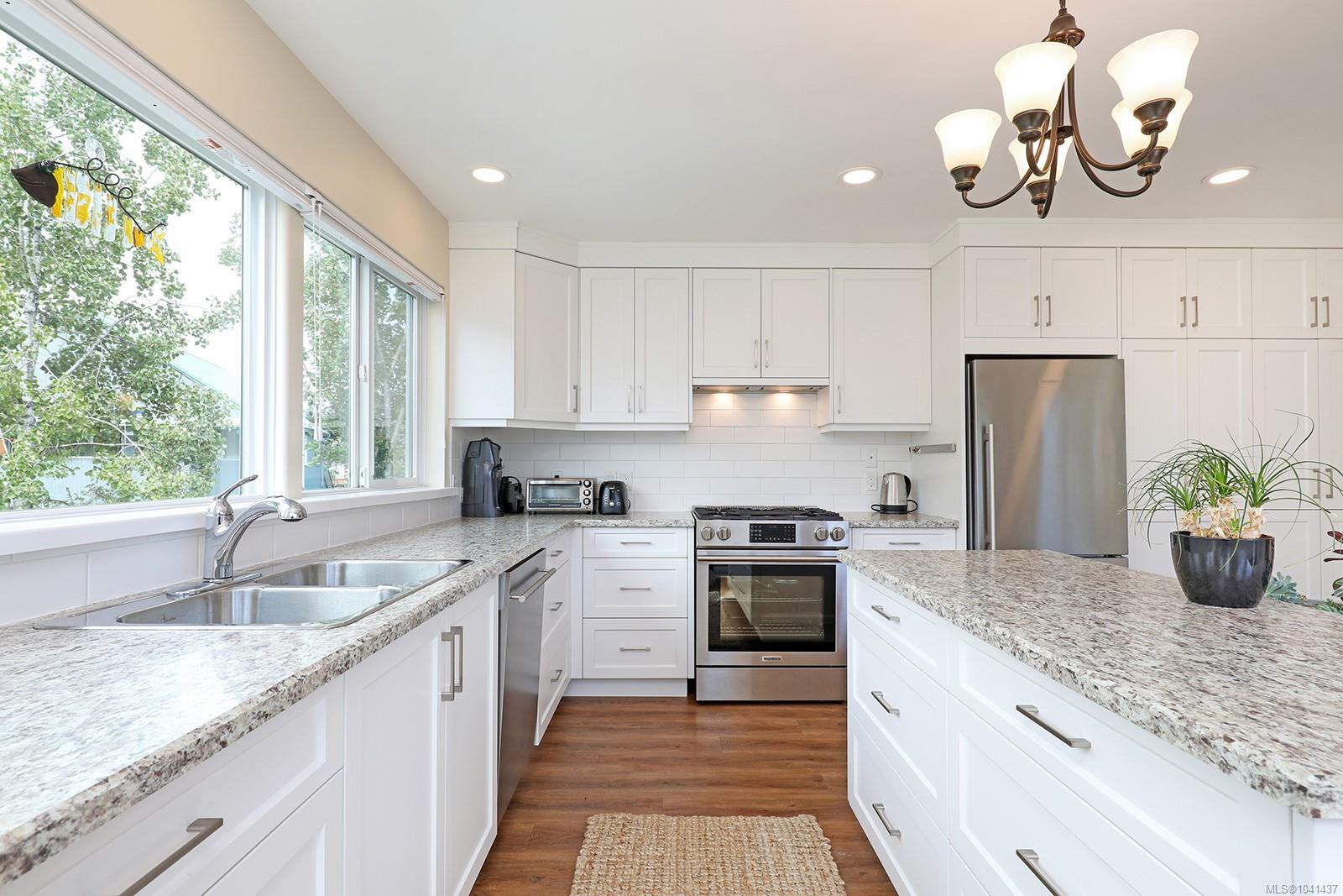 2449 Rosewall Cres #A/D & B/C