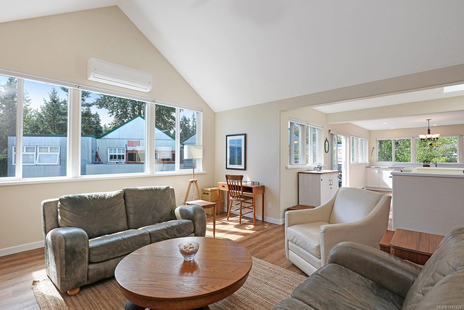 2449 Rosewall Cres #A/D & B/C