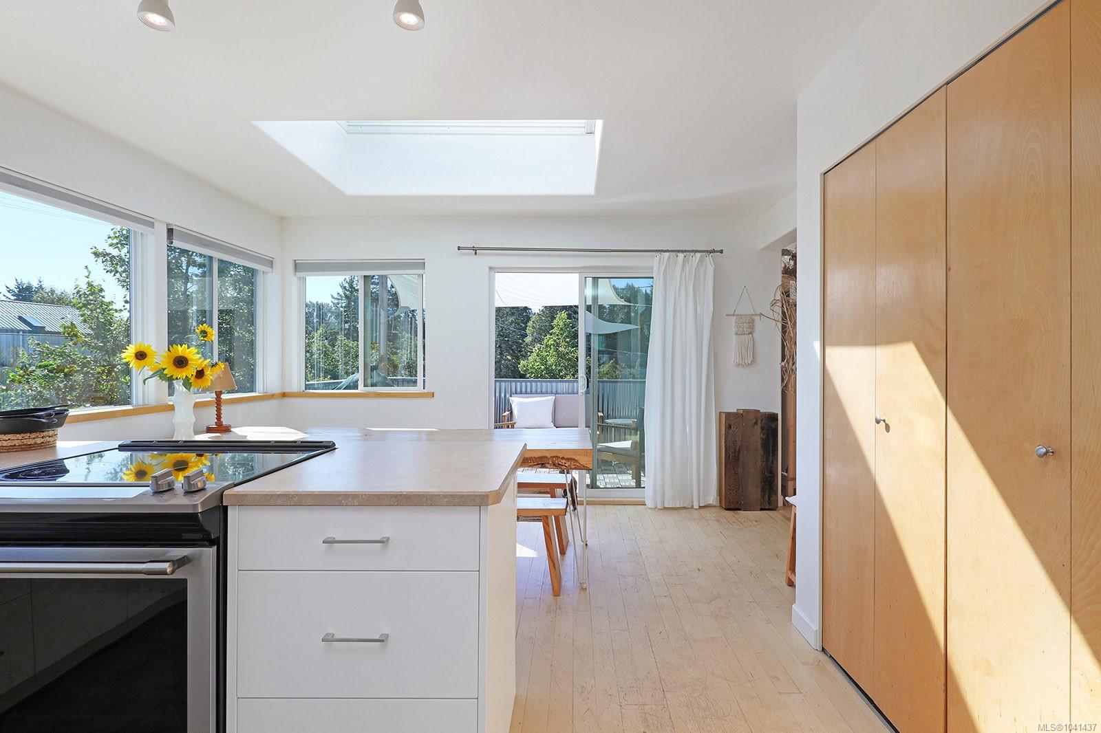 2449 Rosewall Cres #A/D & B/C