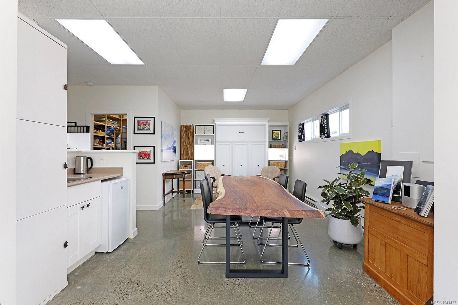 2449 Rosewall Cres #A/D & B/C