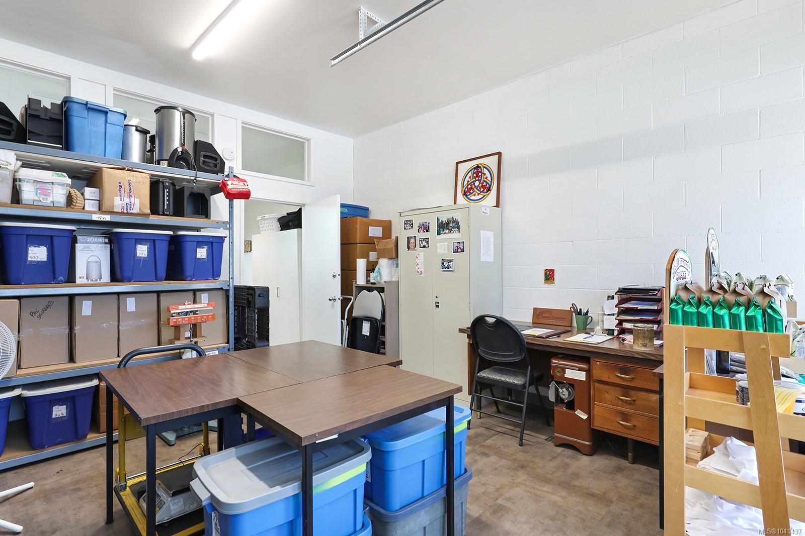 2449 Rosewall Cres #A/D & B/C