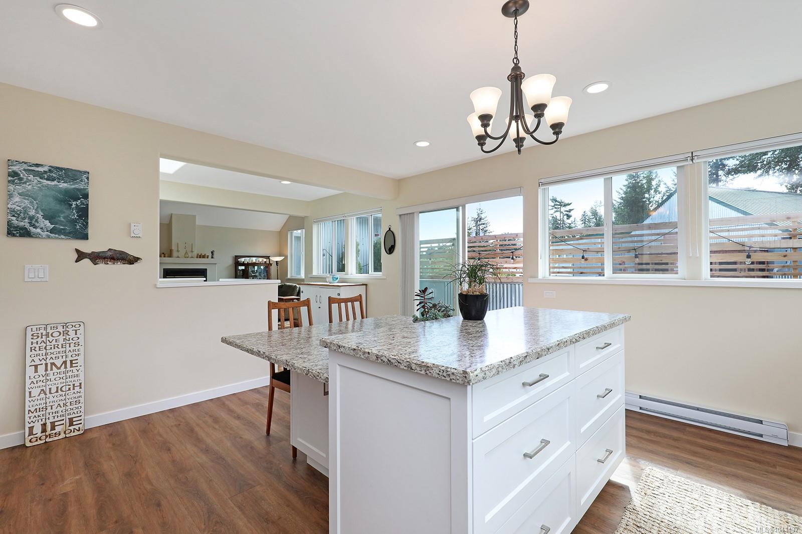 2449 Rosewall Cres #A/D & B/C