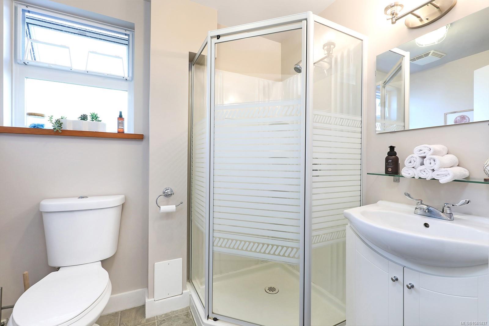 2449 Rosewall Cres #A/D & B/C