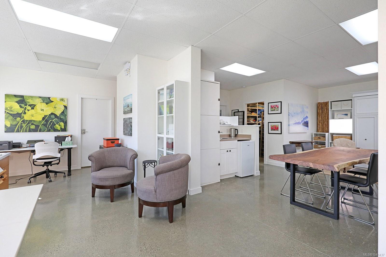 2449 Rosewall Cres #A/D & B/C