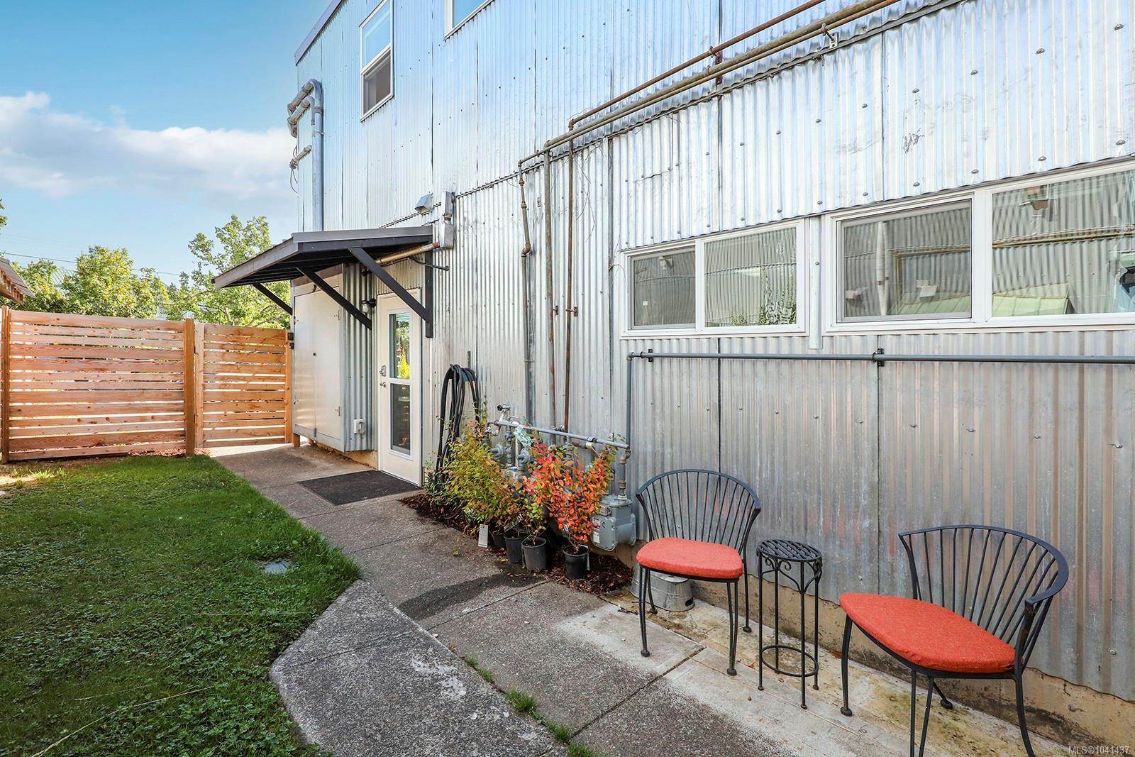 2449 Rosewall Cres #A/D & B/C