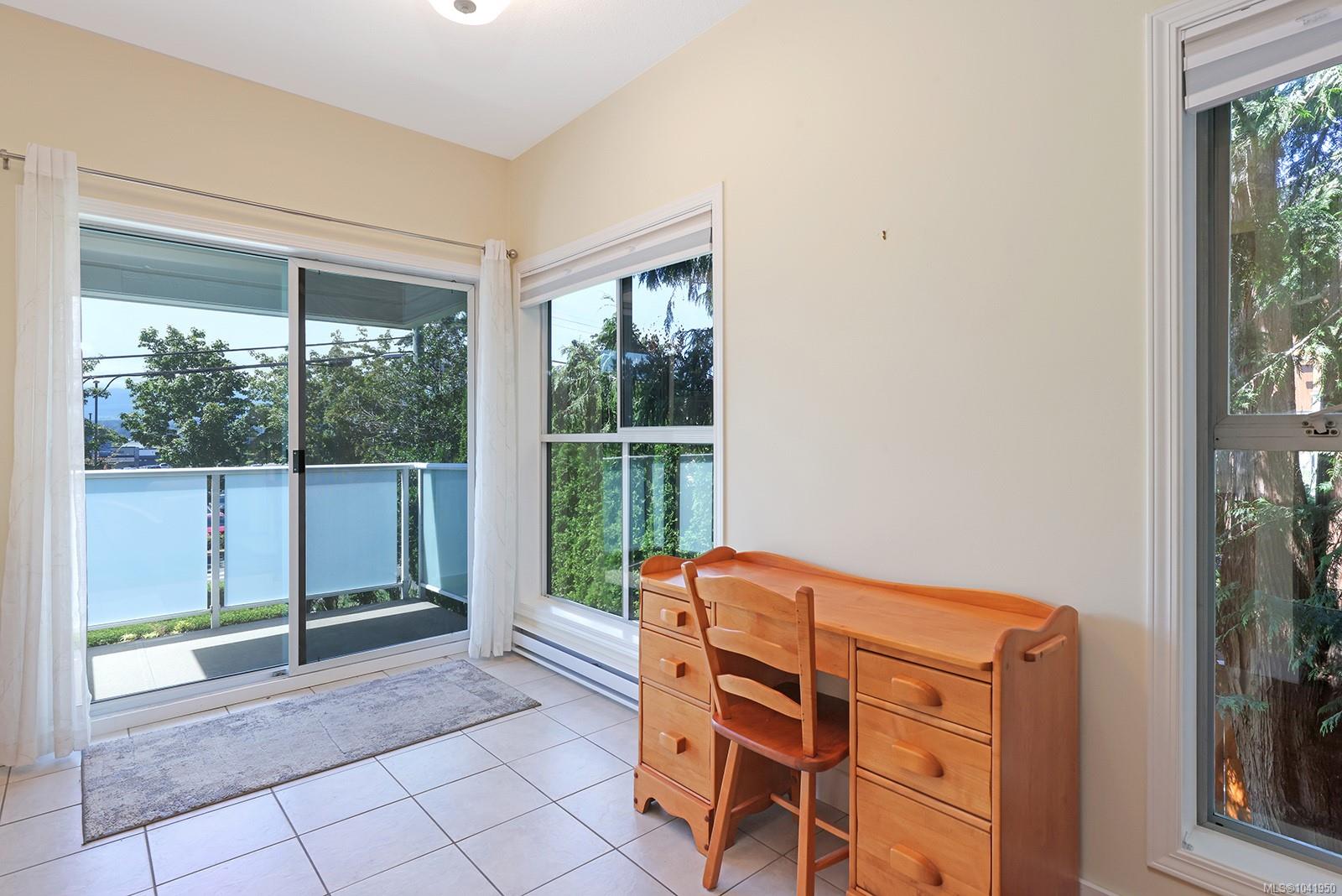 1686 Balmoral Ave #206