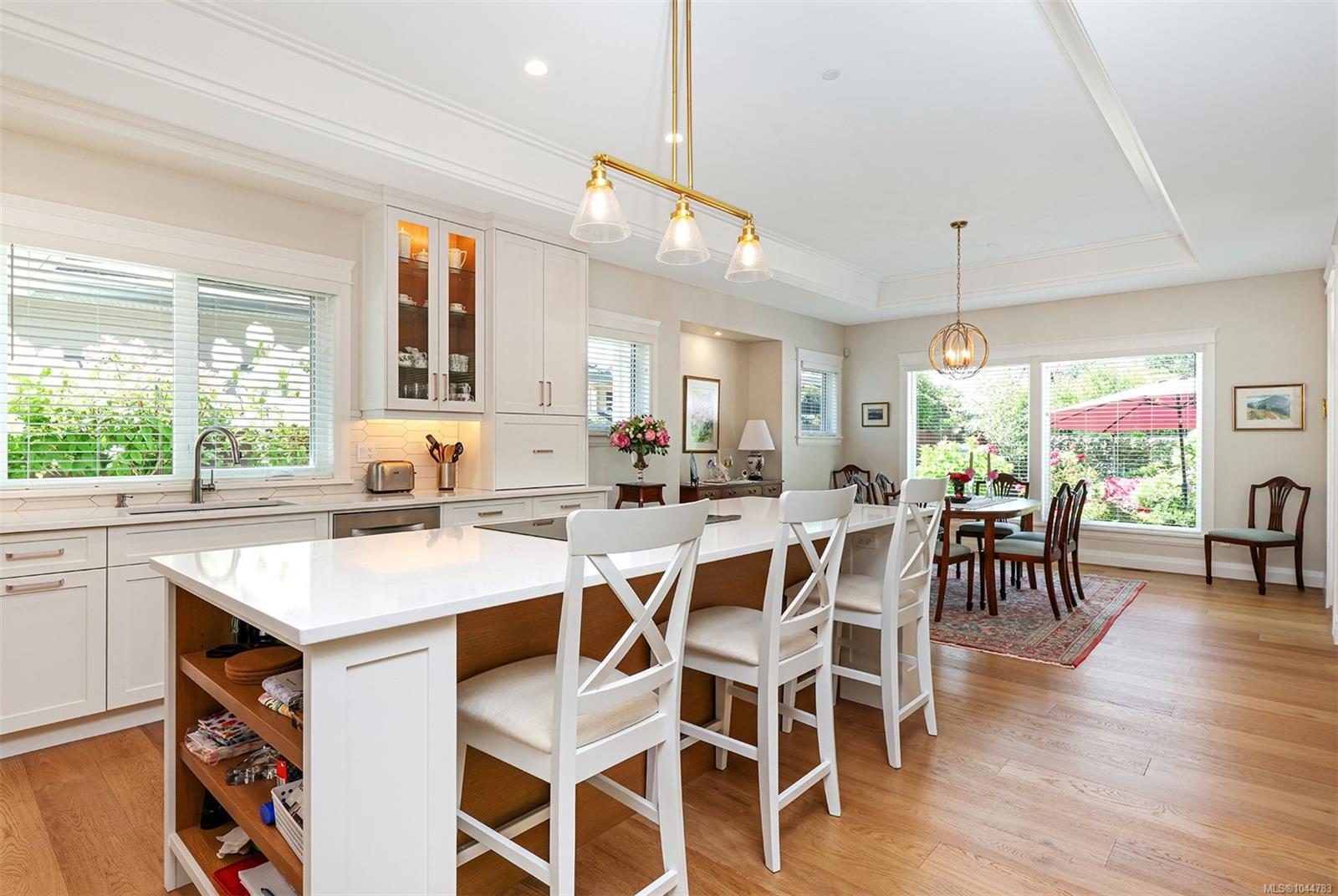 3232 Majestic Dr