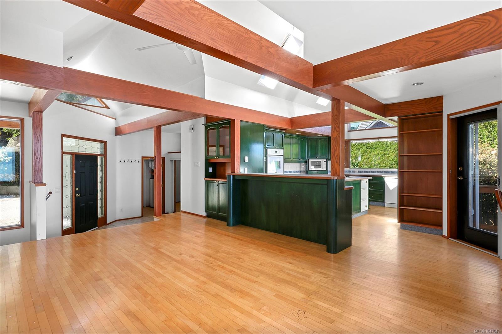 6336 Coho Dr