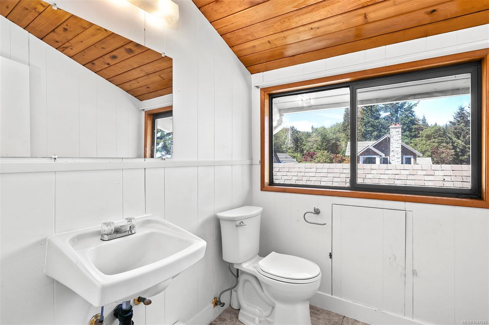 6336 Coho Dr