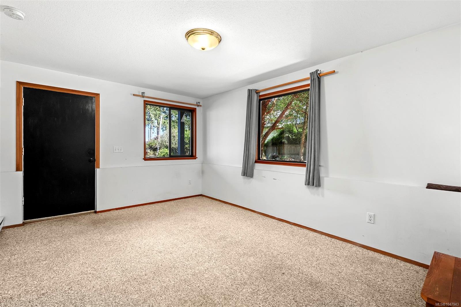6336 Coho Dr