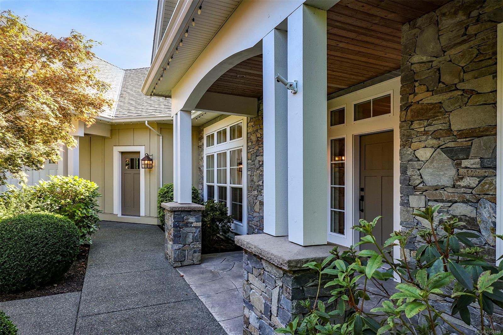 1063 Kincora Lane