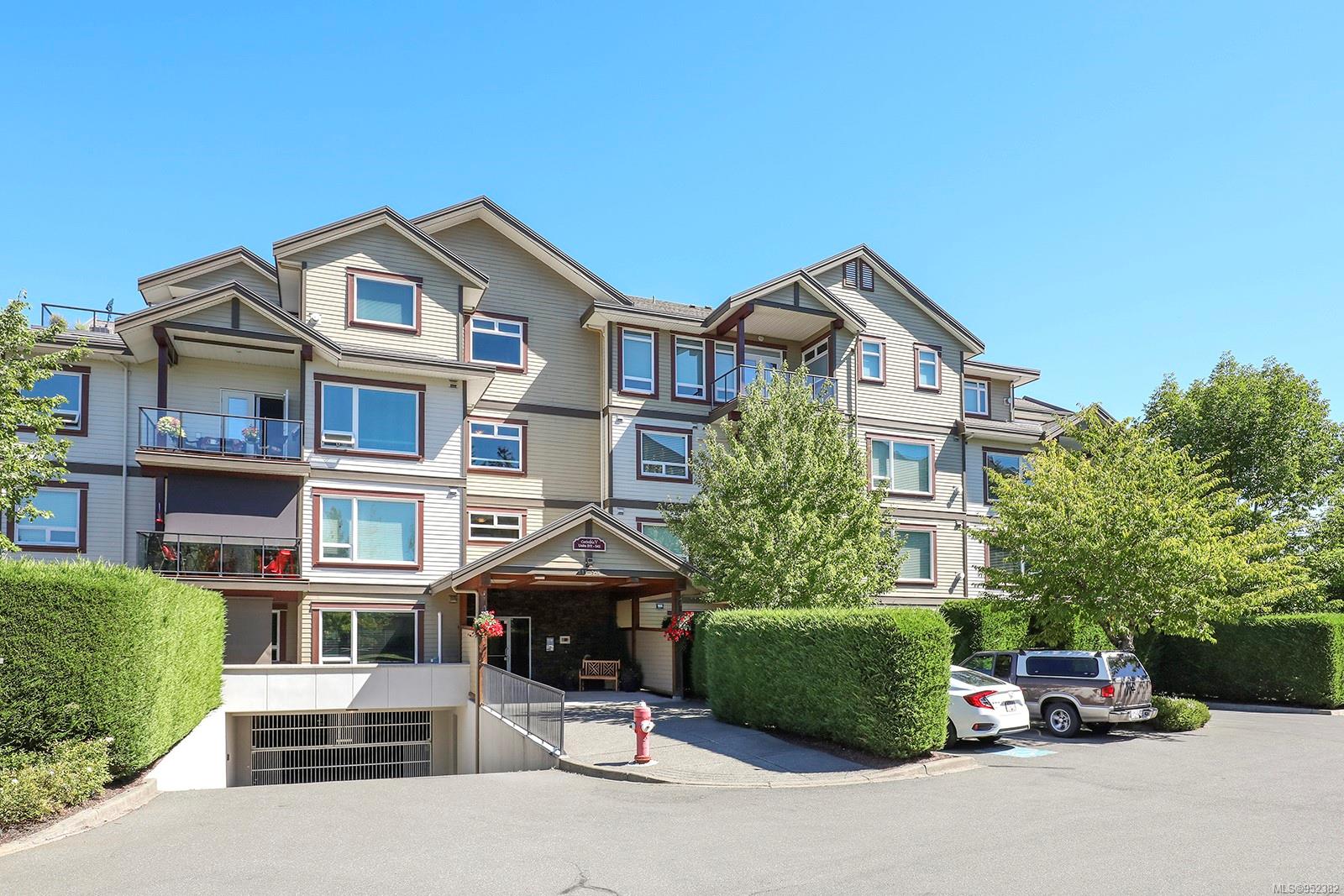 3666 Royal Vista Way # 534