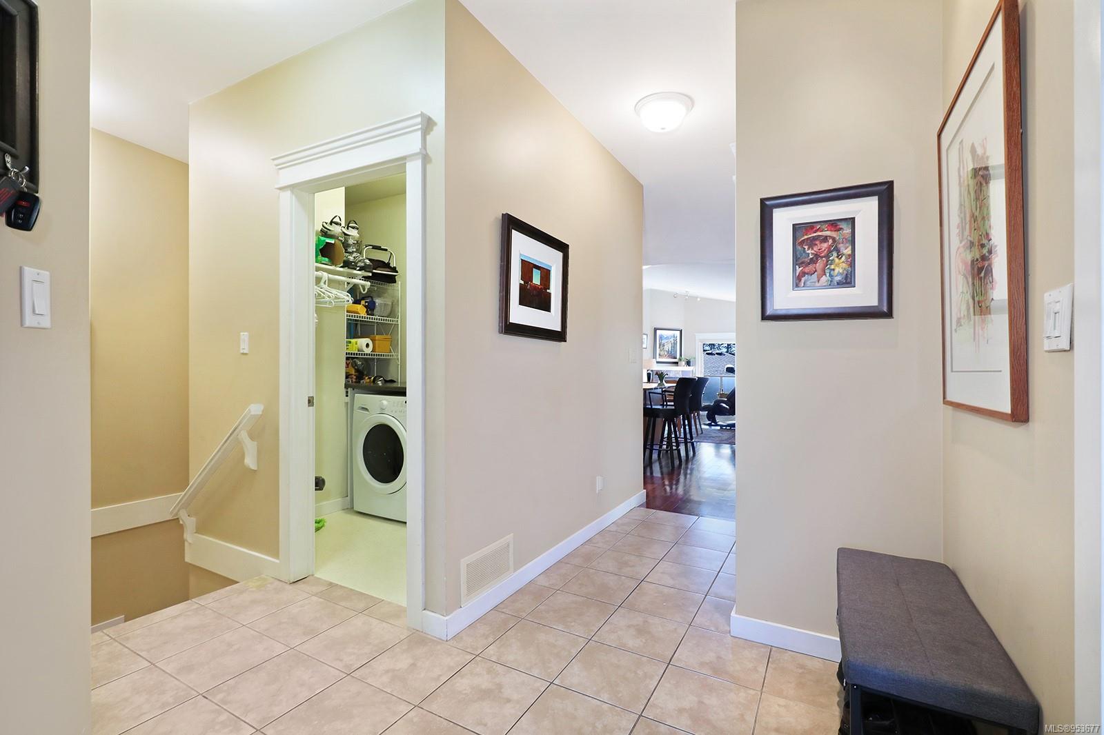 2001 Blue Jay Pl # 6