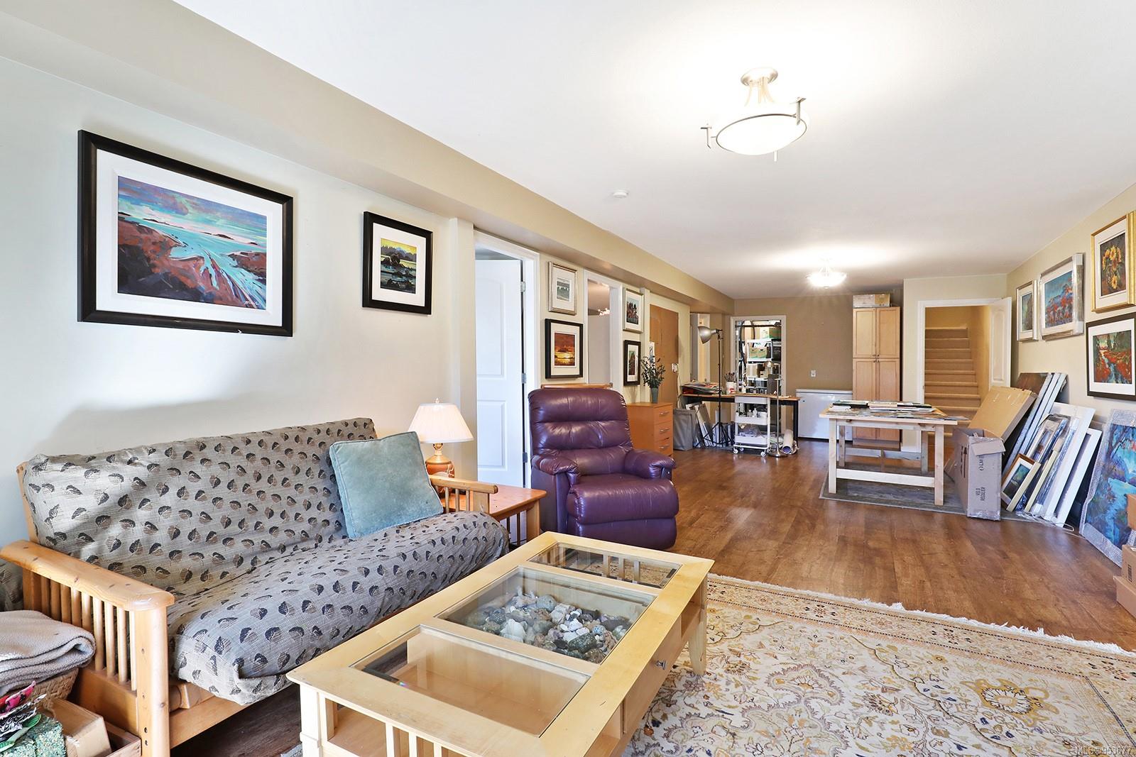 2001 Blue Jay Pl # 6