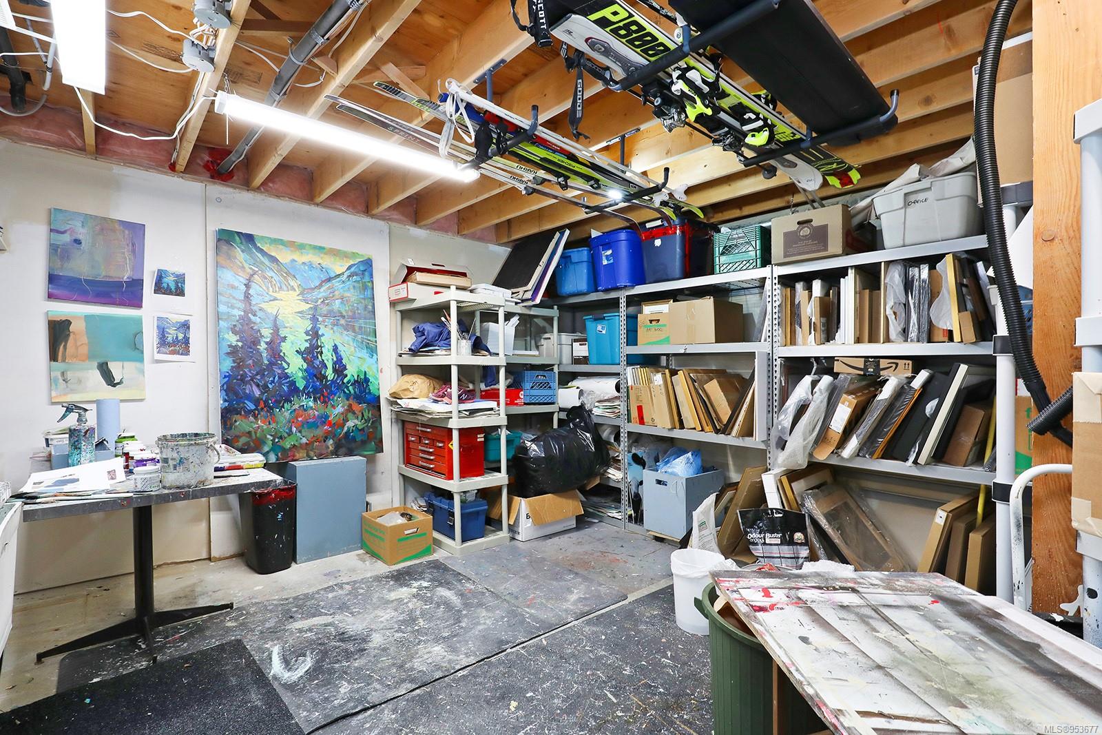 2001 Blue Jay Pl # 6