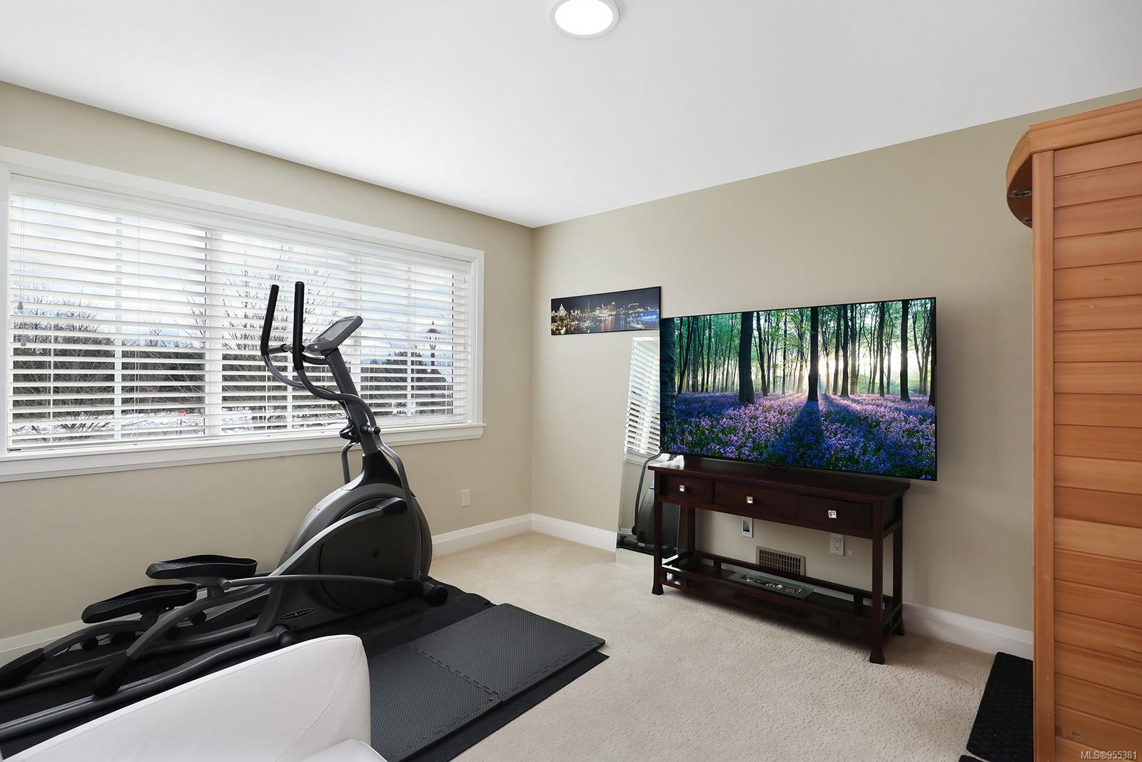 1055 Crown Isle Dr # 115