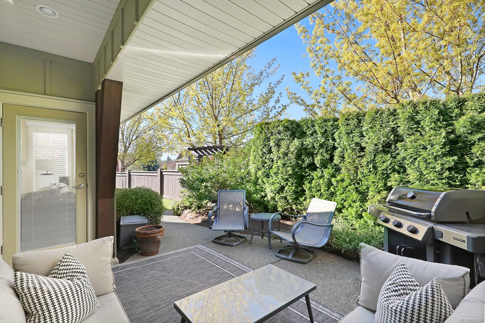 1055 Crown Isle Dr # 115