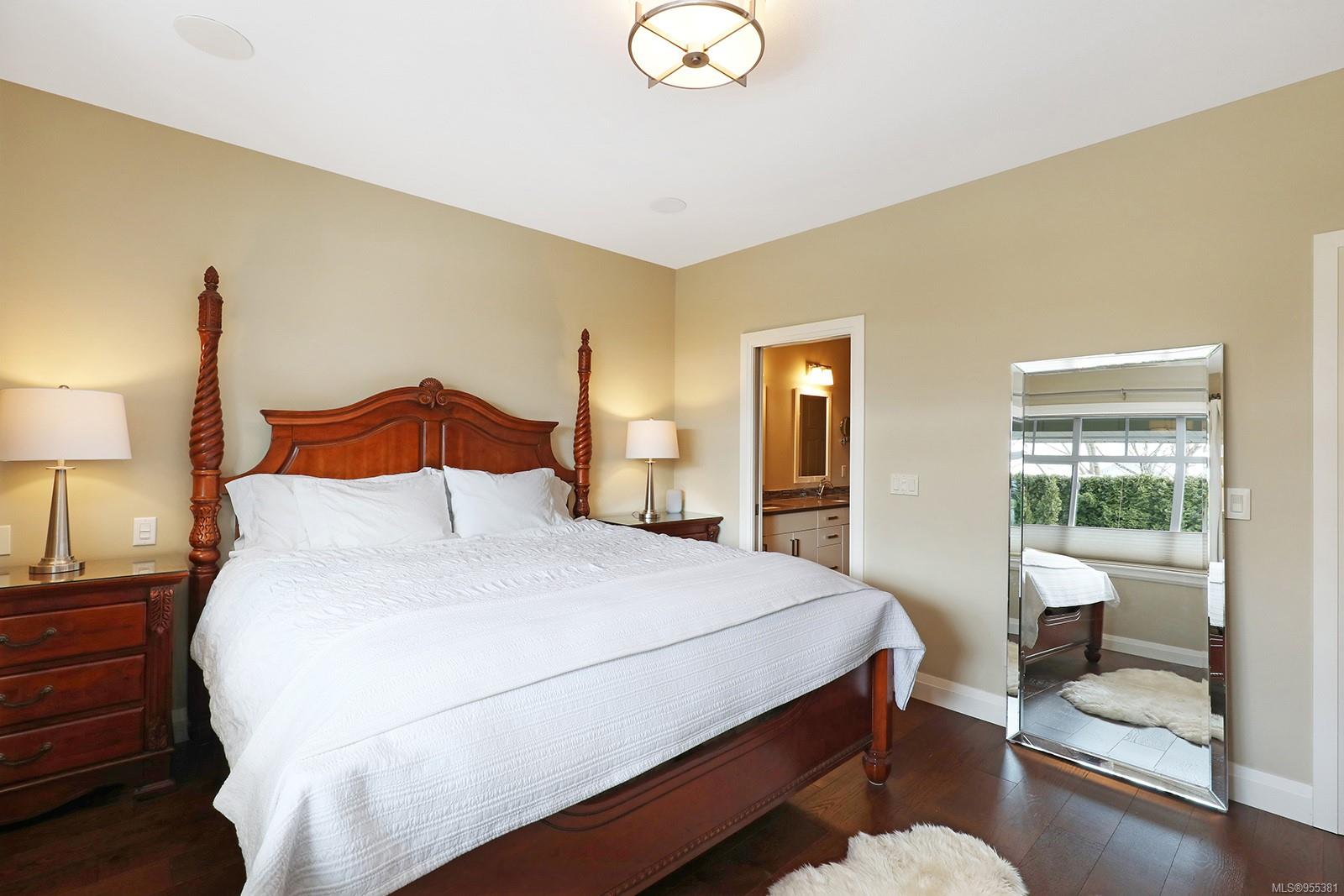 1055 Crown Isle Dr # 115