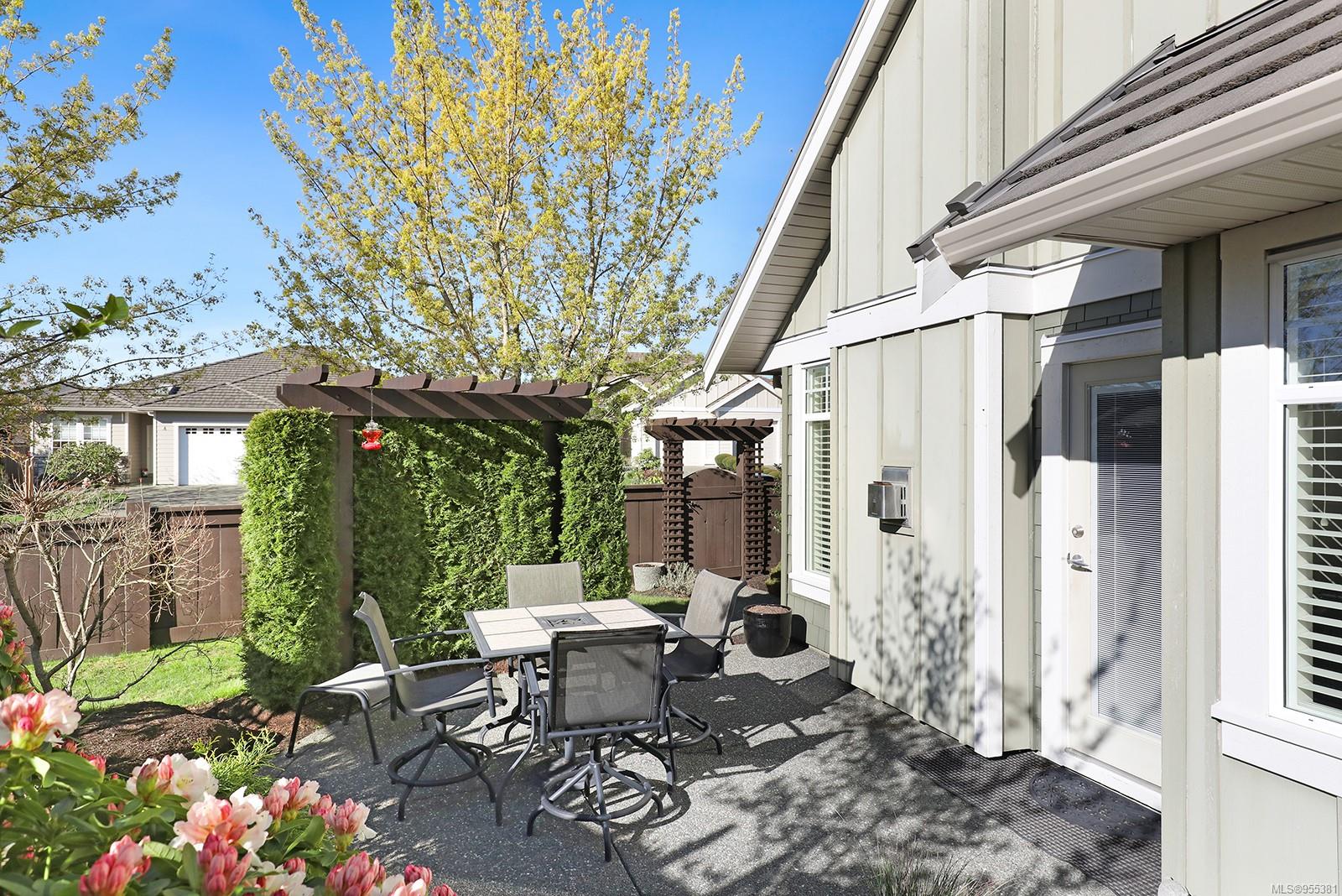 1055 Crown Isle Dr # 115