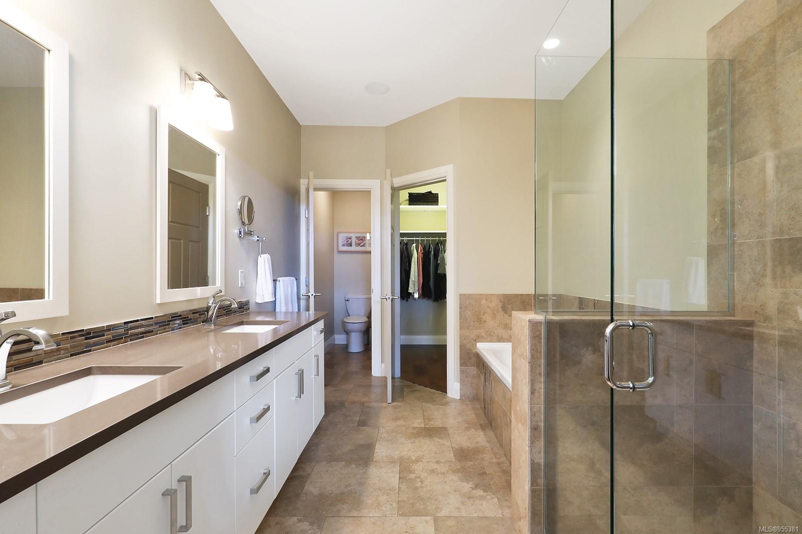 1055 Crown Isle Dr # 115