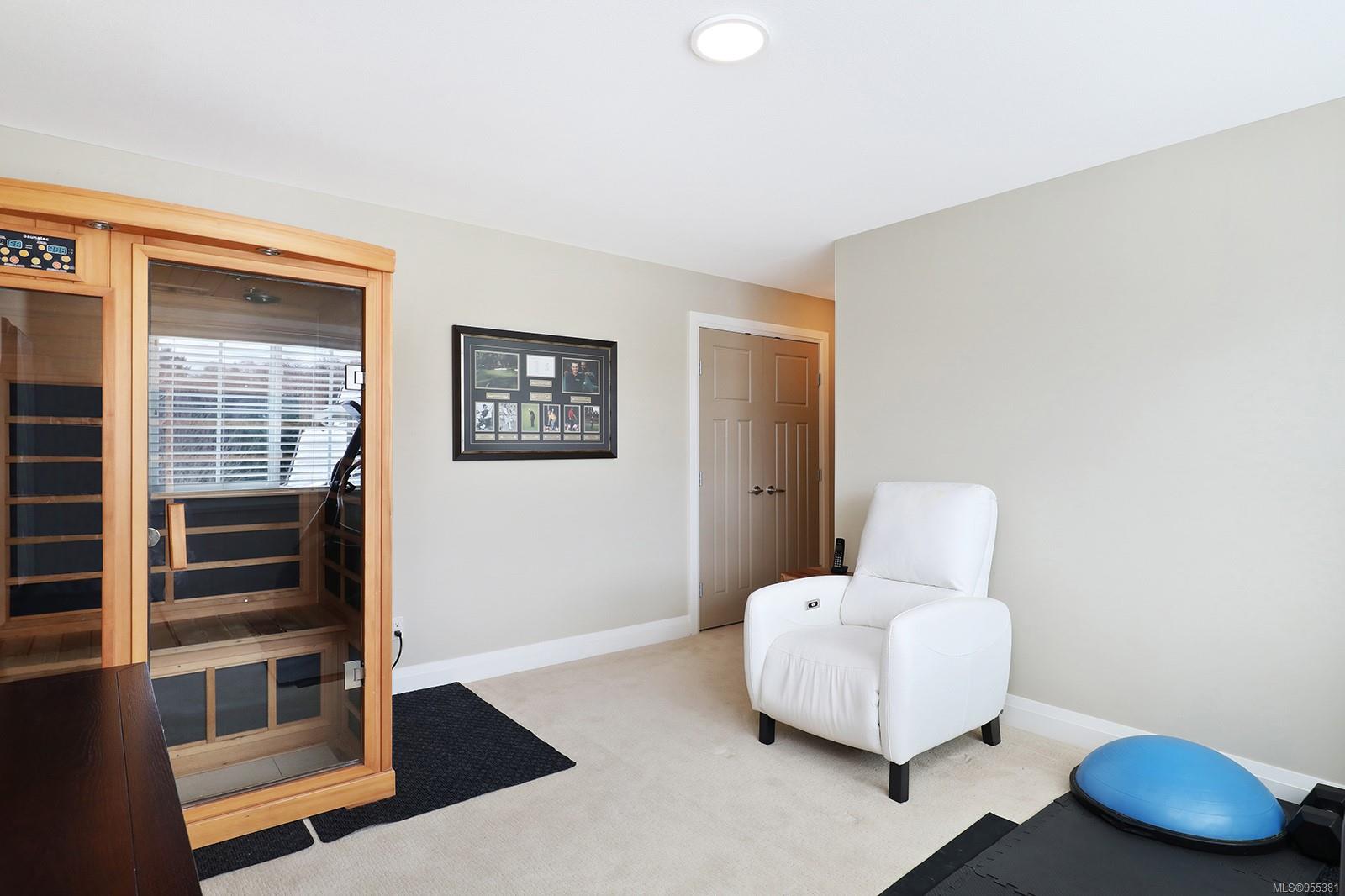 1055 Crown Isle Dr # 115